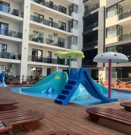 Studio Mamaia Building Stefan, Plaja Curacao, Kazeboo *