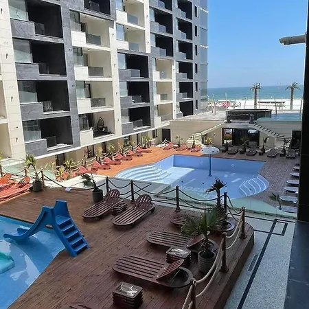 Studio Mamaia Building Stefan, Plaja Curacao, Kazeboo Navodari